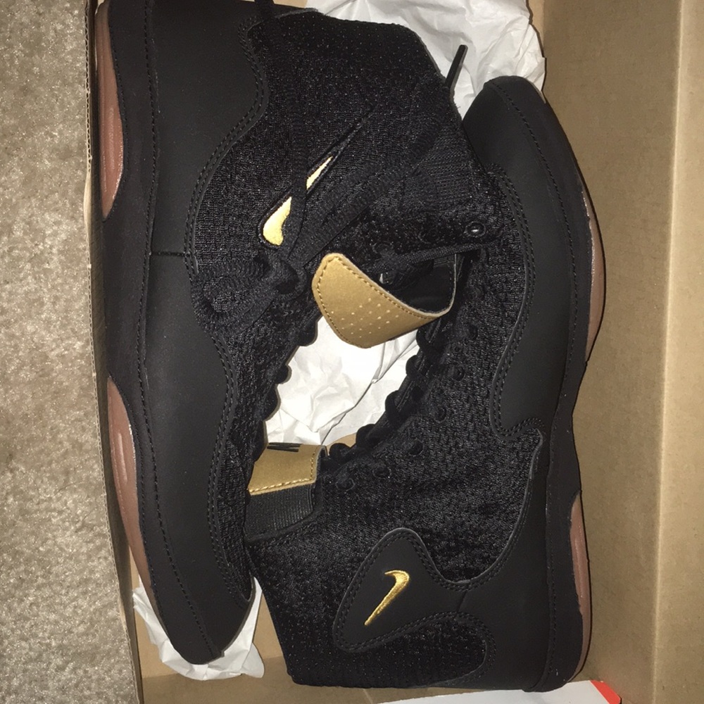 Nike inflicts